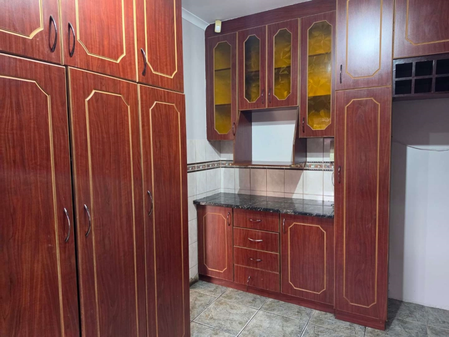 3 Bedroom Property for Sale in Rhodesdene Northern Cape